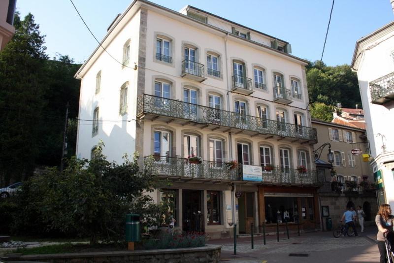 Residence Maison Blanche Plombières-les-Bains Buitenkant foto